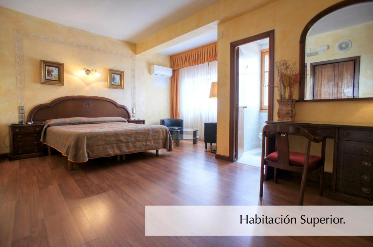 Hotel Montermoso Aranda de Duero Εξωτερικό φωτογραφία