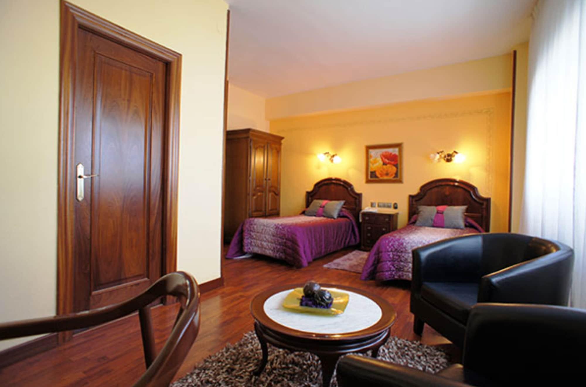 Hotel Montermoso Aranda de Duero Εξωτερικό φωτογραφία