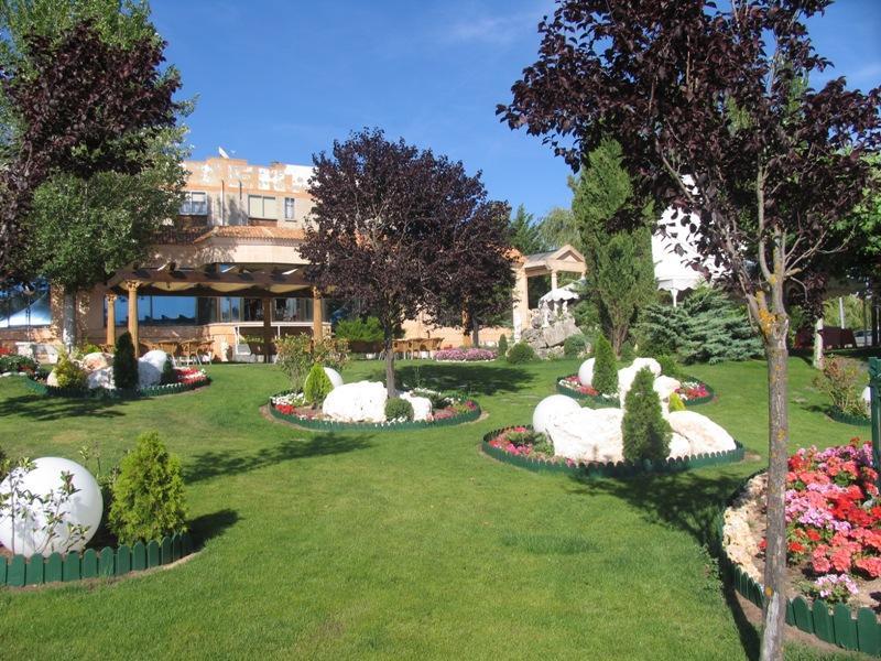 Hotel Montermoso Aranda de Duero Εξωτερικό φωτογραφία